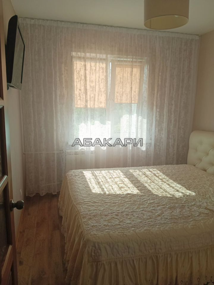 3-комнатная Краснодарская улица, 11  за 43000 руб/мес фото 9