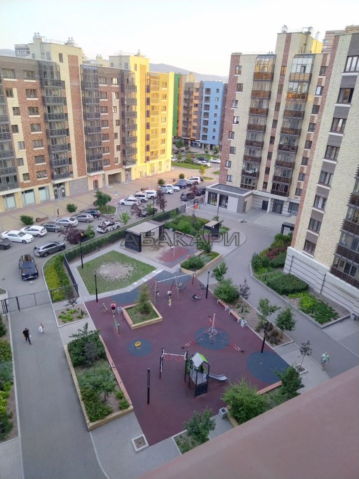 4-комнатная Парусная улица, 5  за 63000 руб/мес фото 12
