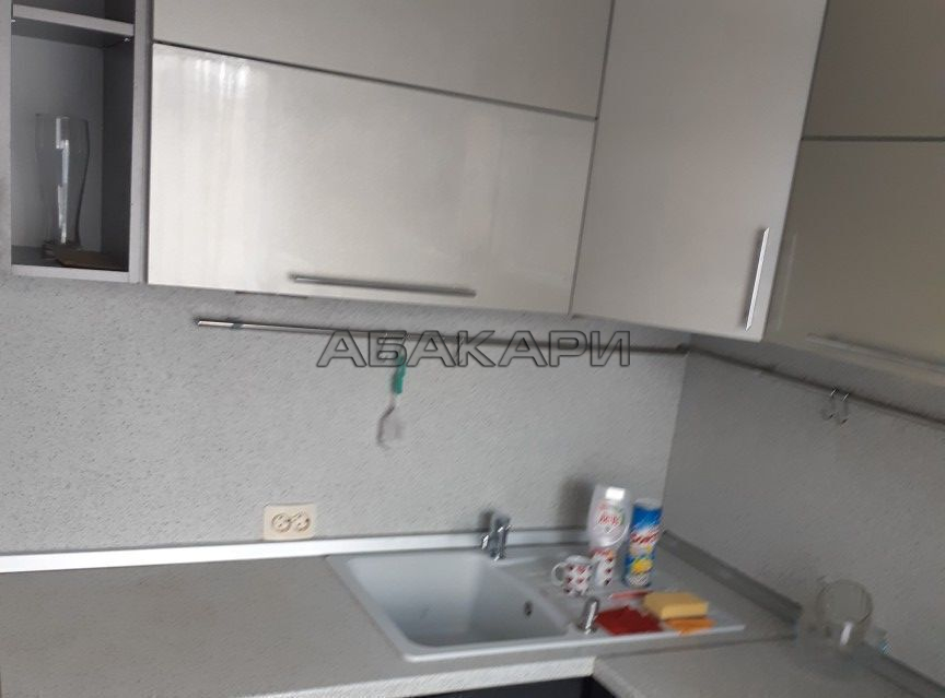 1-комнатная проспект имени Газеты Красноярский Рабочий, 175А  за 25000 руб/мес фото 5