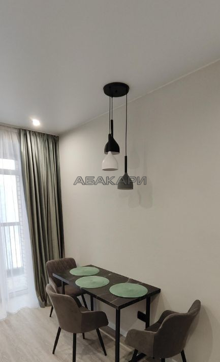 1-комнатная улица Авиаторов, 20  за 52000 руб/мес фото 1