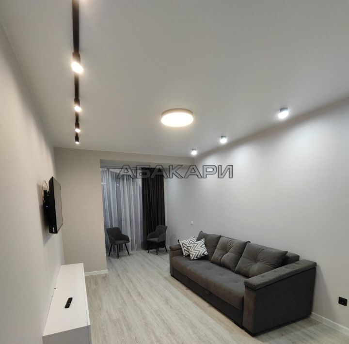 1-комнатная улица Авиаторов, 20  за 52000 руб/мес фото 5