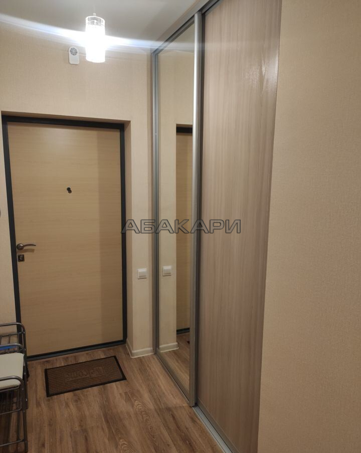 2-комнатная улица Петра Ломако, 4  за 50000 руб/мес фото 5