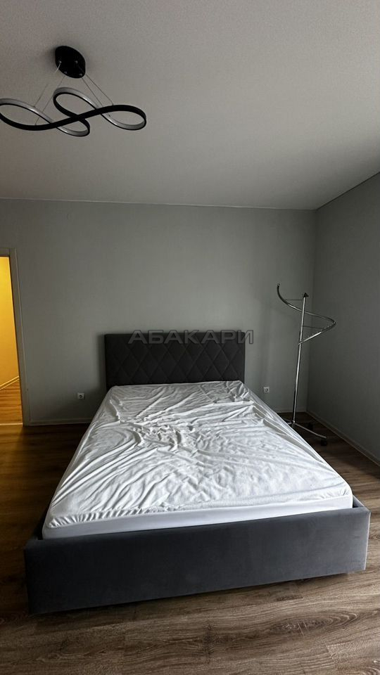 2-комнатная улица Петра Ломако, 4  за 45000 руб/мес фото 8