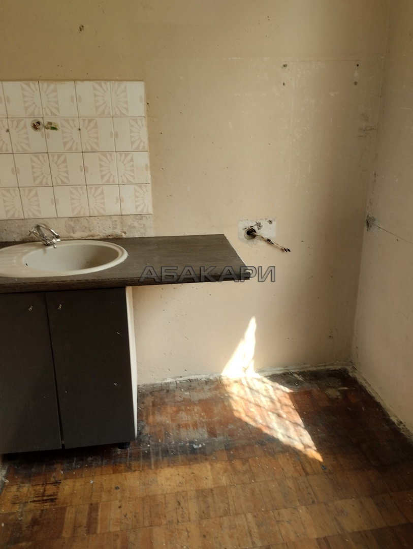 1-комнатная улица Петра Словцова, 9  за 23000 руб/мес фото 5