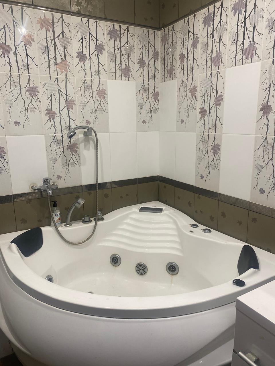 2-комнатная улица Ады Лебедевой, 64  за 48000 руб/мес фото 15