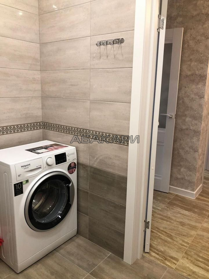 1-комнатная Октябрьская улица, 10  за 45000 руб/мес фото 12