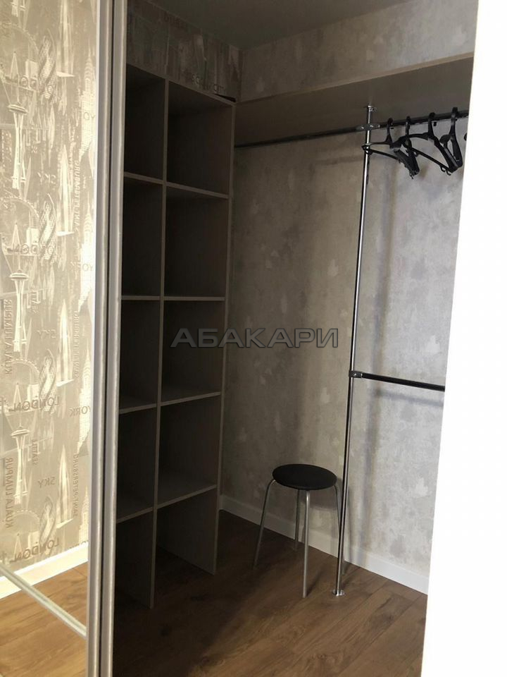 1-комнатная Октябрьская улица, 10  за 45000 руб/мес фото 17