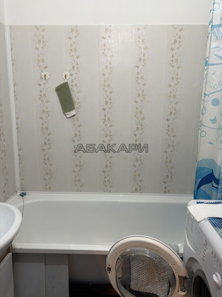 1-комнатная улица Батурина, 19  за 28000 руб/мес фото 6
