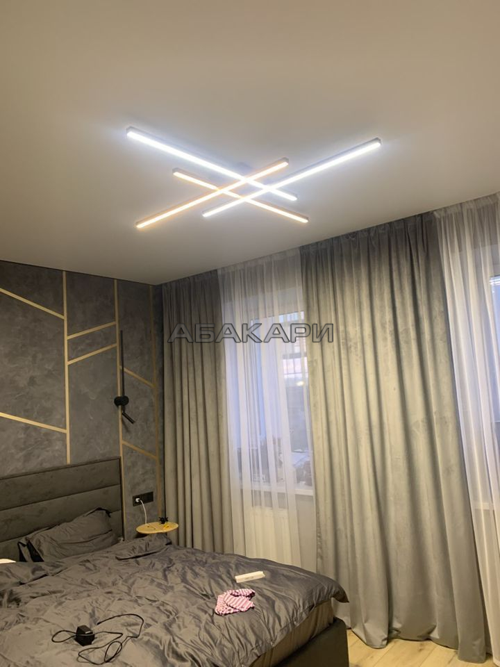 3-комнатная улица Петра Ломако, 10  за 80000 руб/мес фото 2