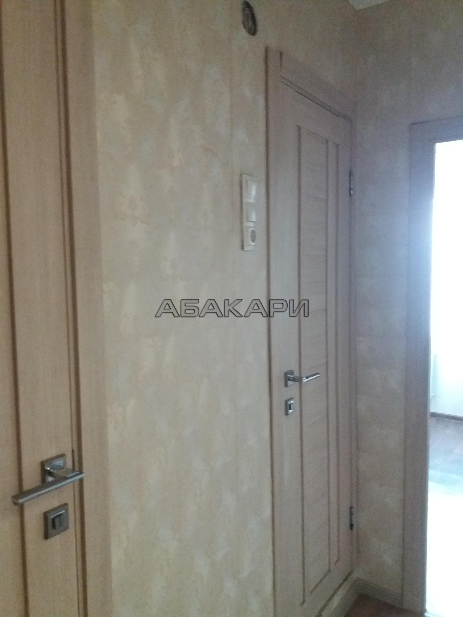 1-комнатная улица Батурина, 20  за 28000 руб/мес фото 4