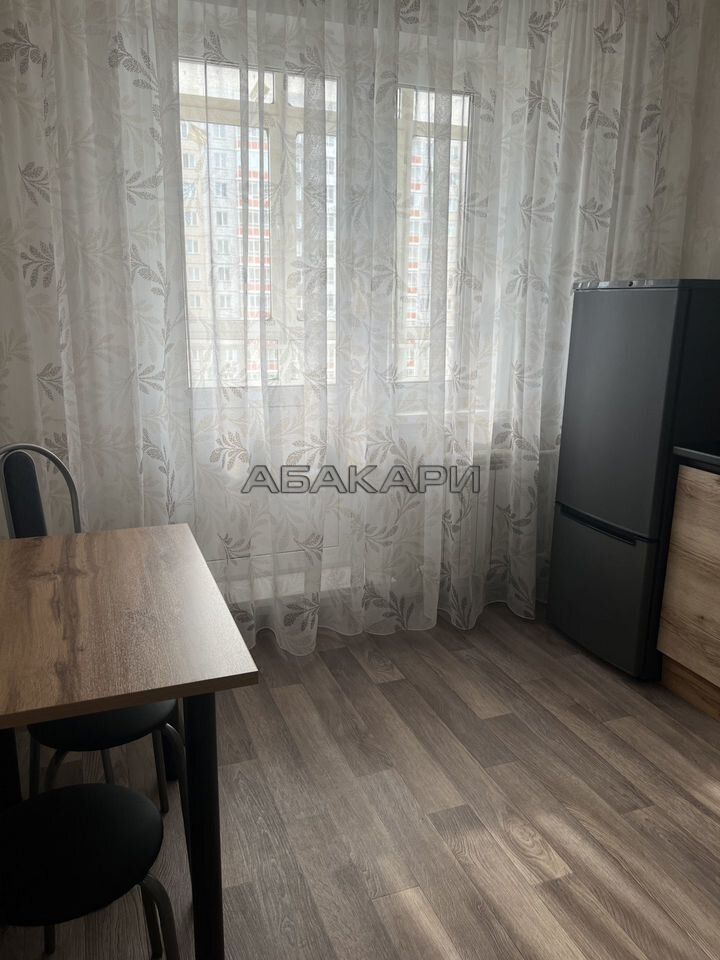 2-комнатная улица Дмитрия Мартынова, 18  за 45000 руб/мес фото 2