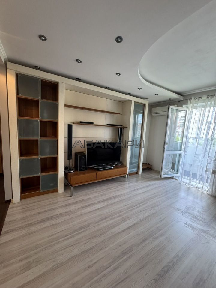 3-комнатная улица Молокова, 7  за 60000 руб/мес фото 3