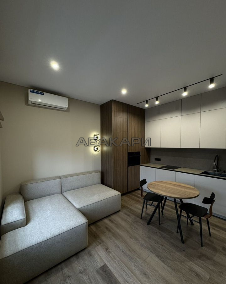 2-комнатная улица Бограда, 103  за 85000 руб/мес фото 1