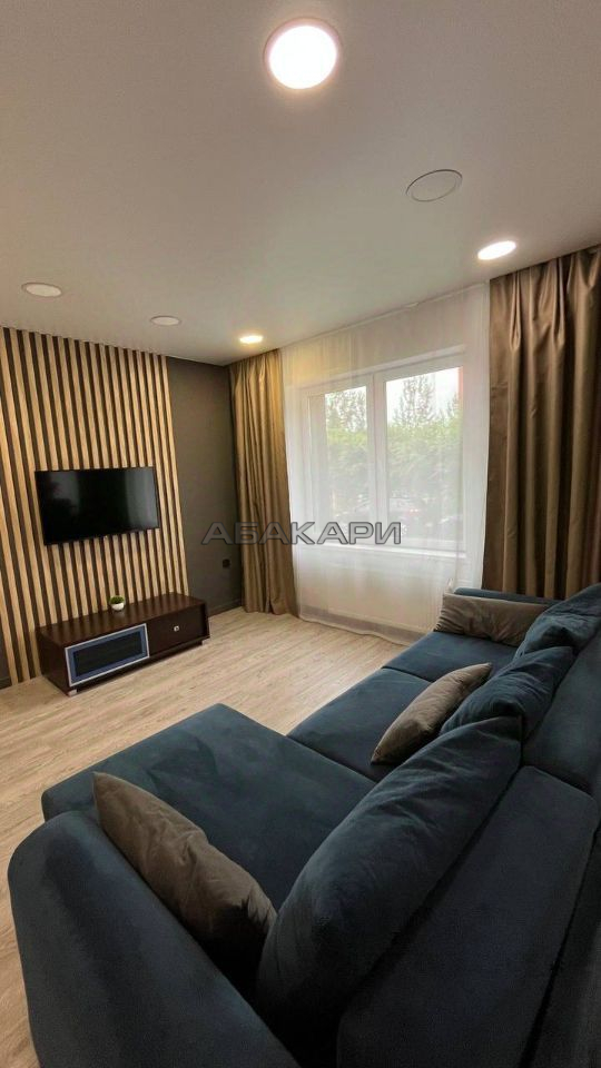 3-комнатная улица Петра Ломако, 1  за 60000 руб/мес фото 5