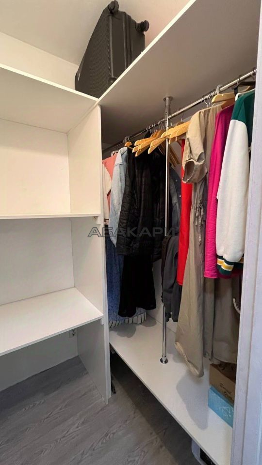 3-комнатная улица Петра Ломако, 1  за 60000 руб/мес фото 17