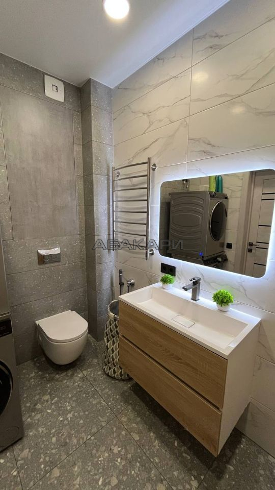 3-комнатная улица Петра Ломако, 1  за 60000 руб/мес фото 13