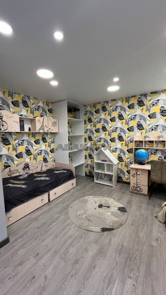 3-комнатная улица Петра Ломако, 1  за 60000 руб/мес фото 9