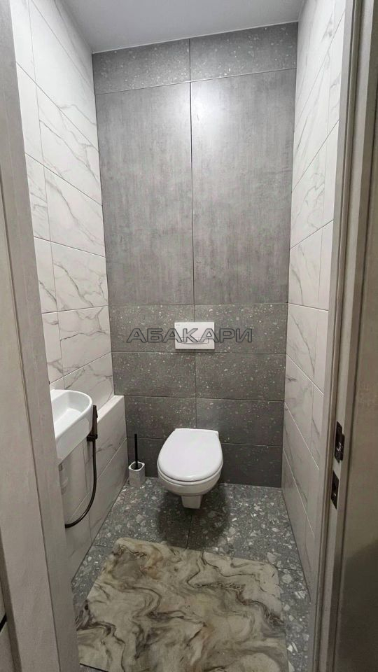3-комнатная улица Петра Ломако, 1  за 60000 руб/мес фото 15