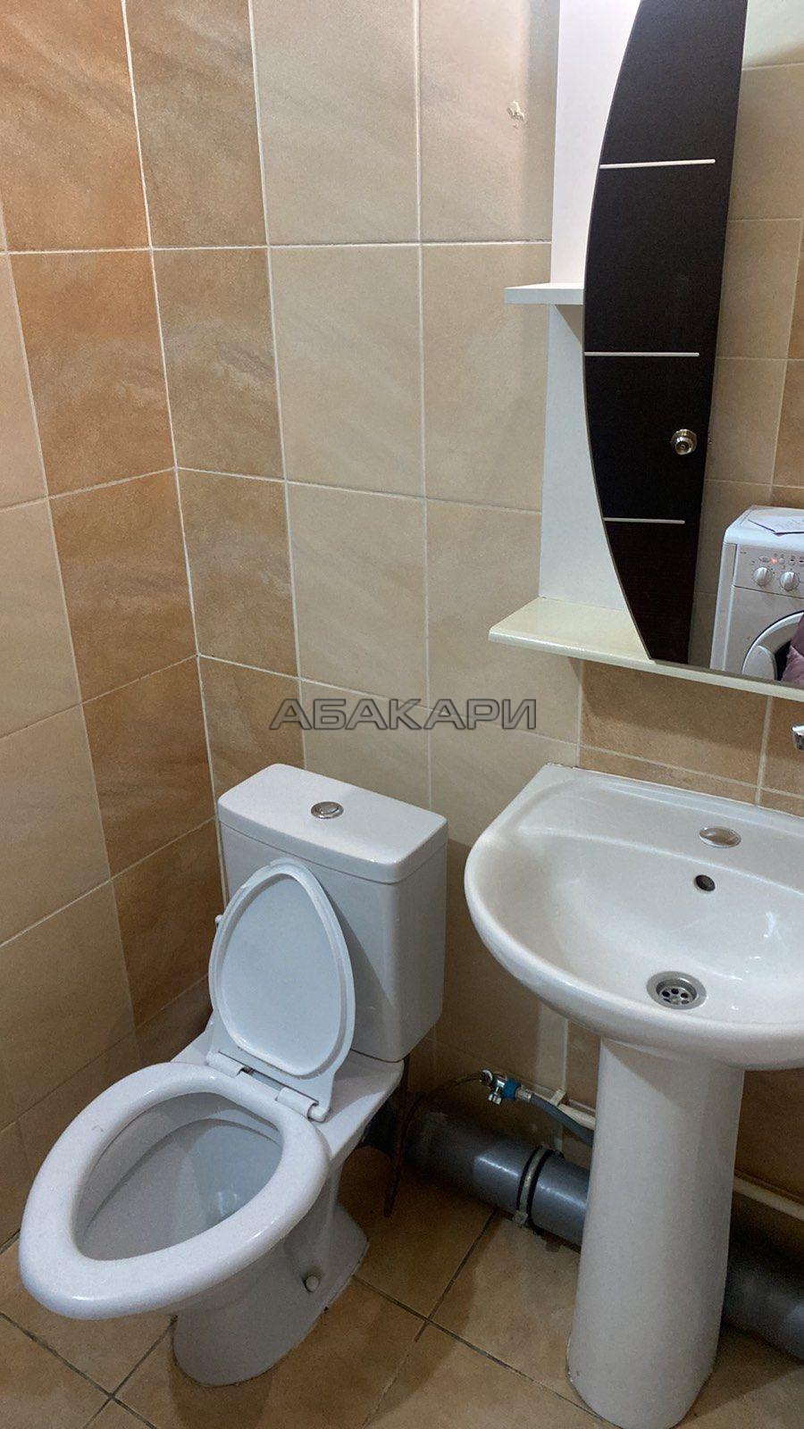 студия улица Авиаторов, 38  за 28000 руб/мес фото 8