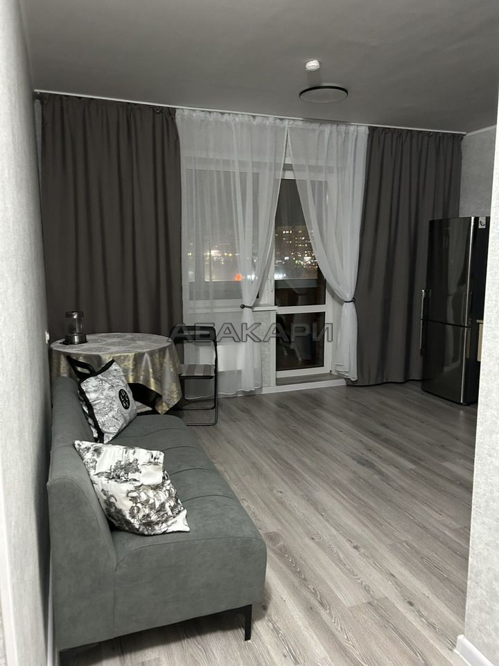 2-комнатная улица Авиаторов, 62  за 45000 руб/мес фото 2