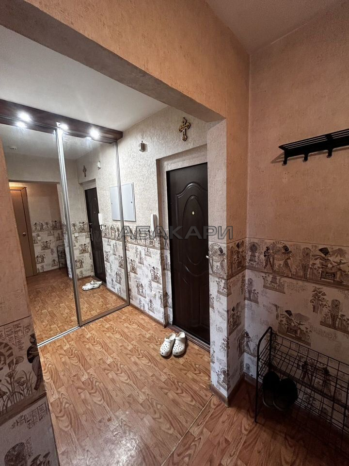 1-комнатная улица Воронова, 12К  за 30000 руб/мес фото 2