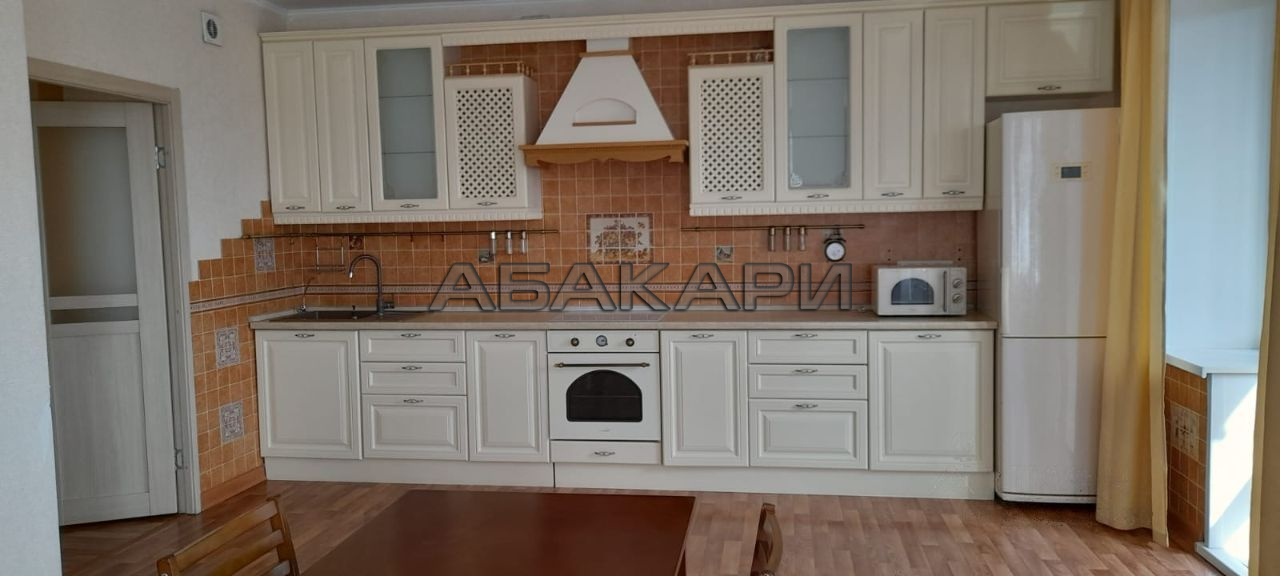 3-комнатная Капитанская улица, 14  за 52000 руб/мес фото 1
