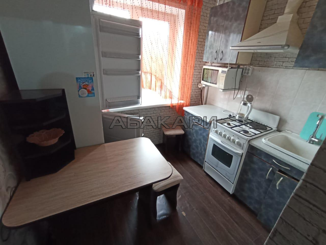 1-комнатная Семафорная улица, 327  за 25000 руб/мес фото 1