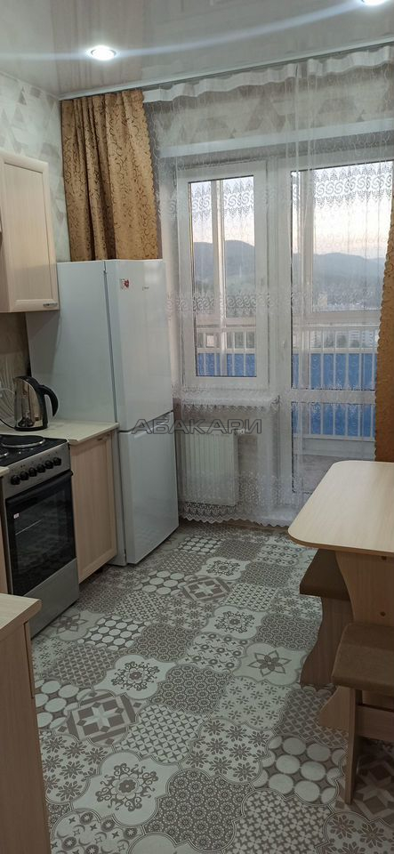 1-комнатная Ключевская улица, 67  за 30000 руб/мес фото 1