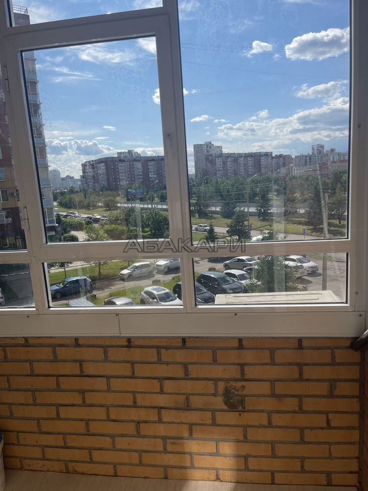 2-комнатная улица Алексеева, 17  за 40000 руб/мес фото 3