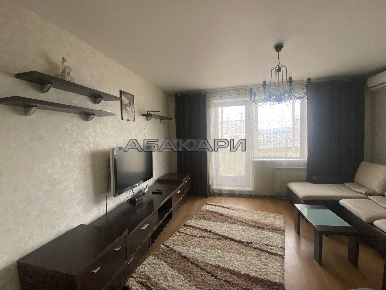 3-комнатная улица Молокова, 64  за 50000 руб/мес фото 1