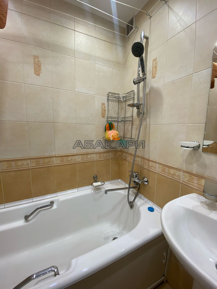 3-комнатная улица Молокова, 64  за 50000 руб/мес фото 12