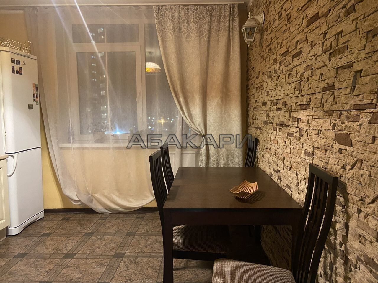 3-комнатная улица Авиаторов, 40  за 65000 руб/мес фото 2