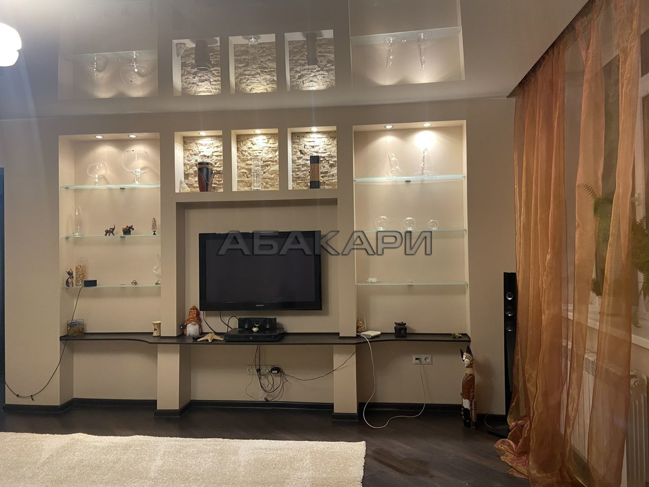 3-комнатная улица Авиаторов, 40  за 65000 руб/мес фото 3