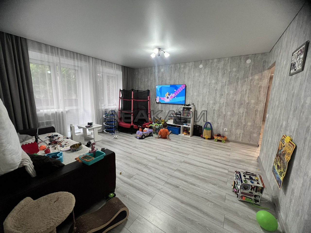 3-комнатная улица Шахтёров, 8  за 45000 руб/мес фото 3