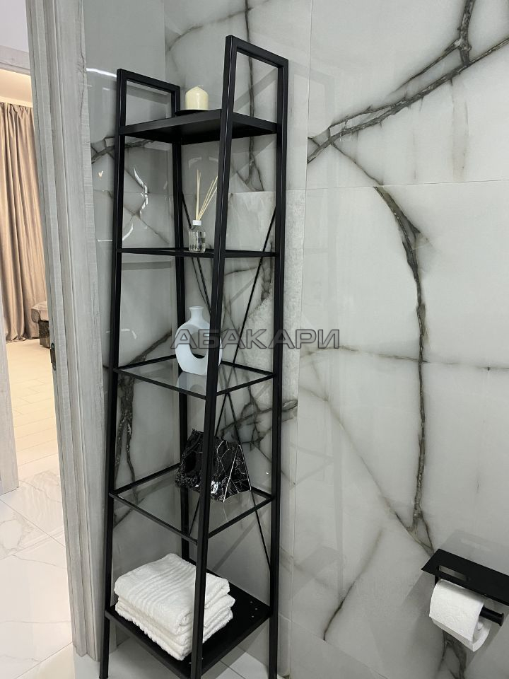 3-комнатная Регатная улица, 1  за 75000 руб/мес фото 9