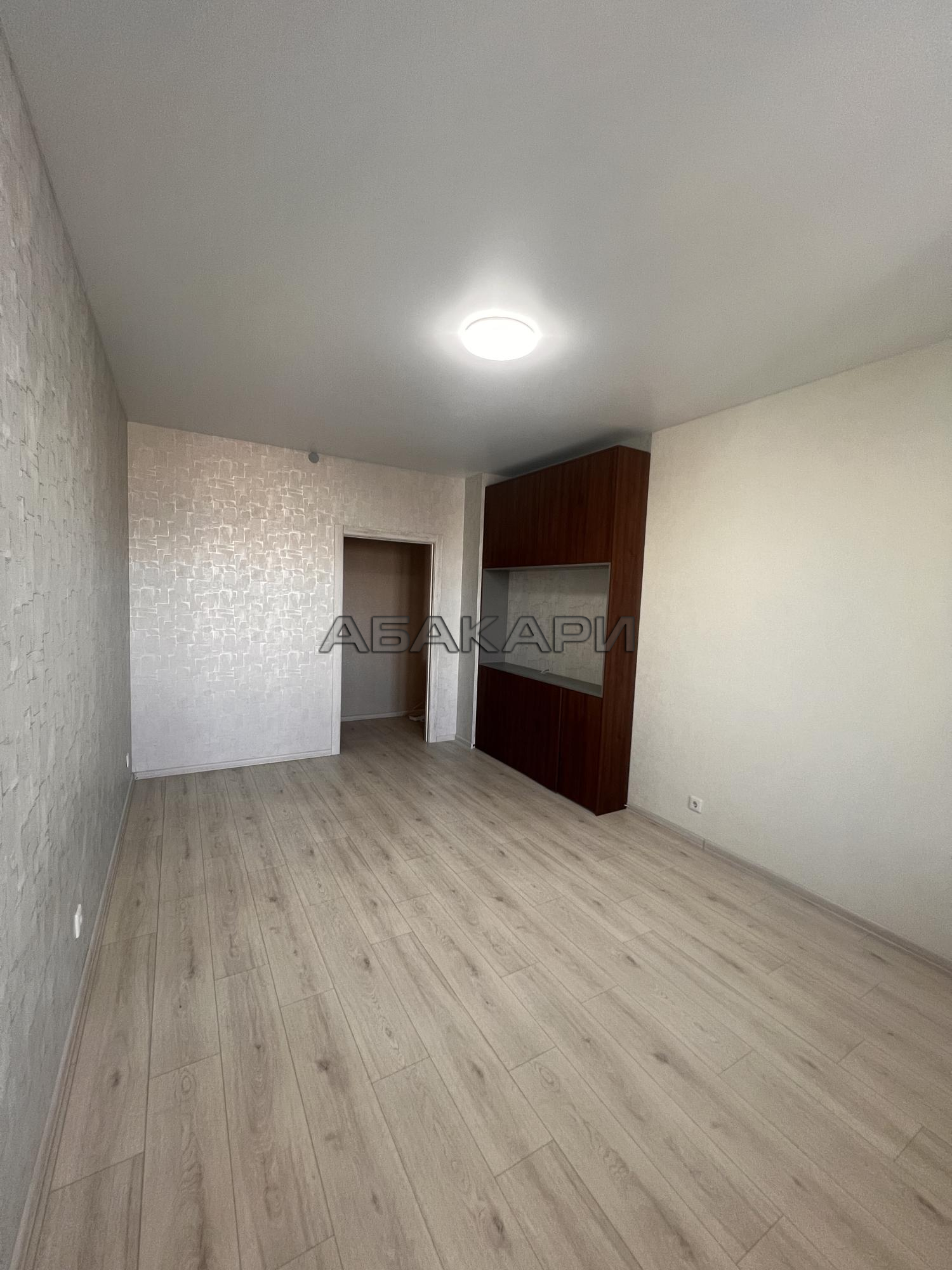 1-комнатная улица Александра Матросова, 36  за 27000 руб/мес фото 3