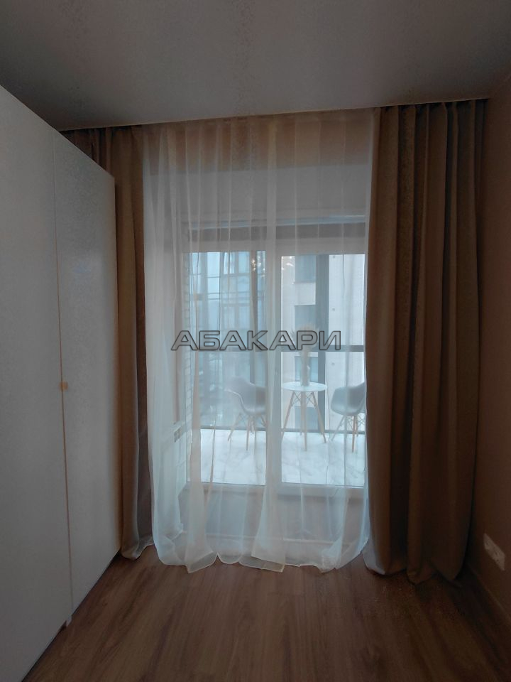 3-комнатная улица Авиаторов, 4В  за 85000 руб/мес фото 9