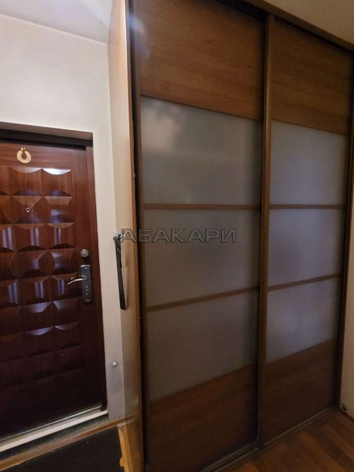 2-комнатная улица Менжинского, 8  за 35000 руб/мес фото 1