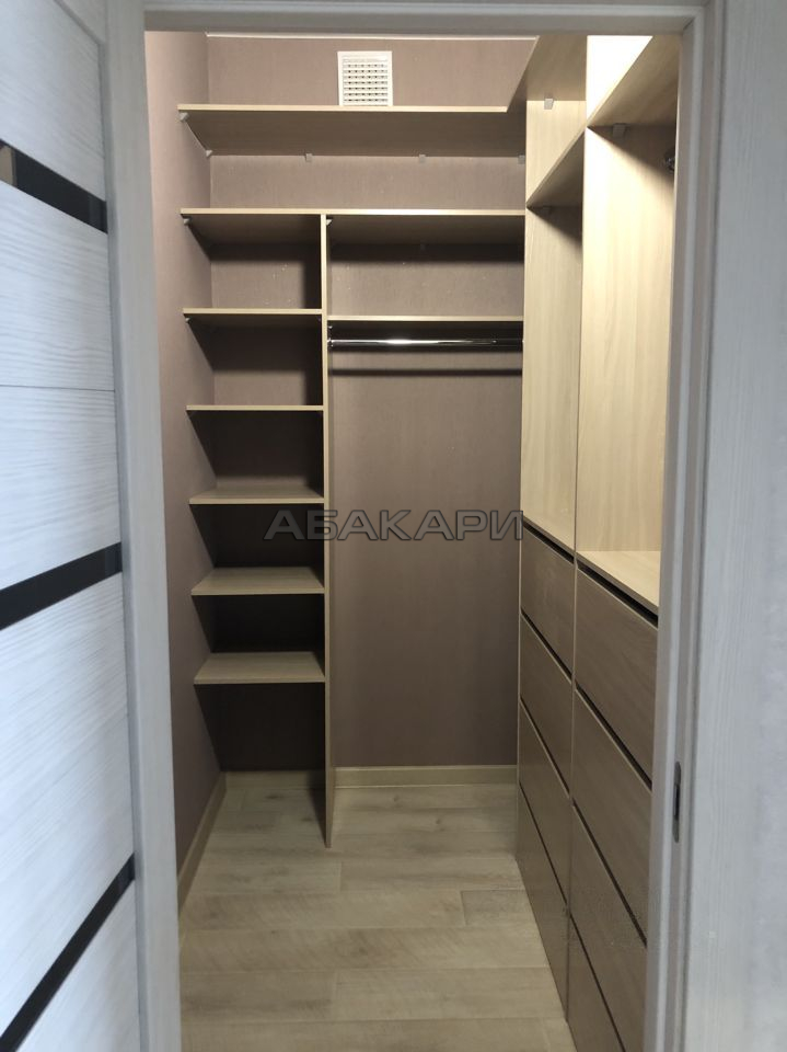 1-комнатная улица Авиаторов, 21  за 35000 руб/мес фото 3