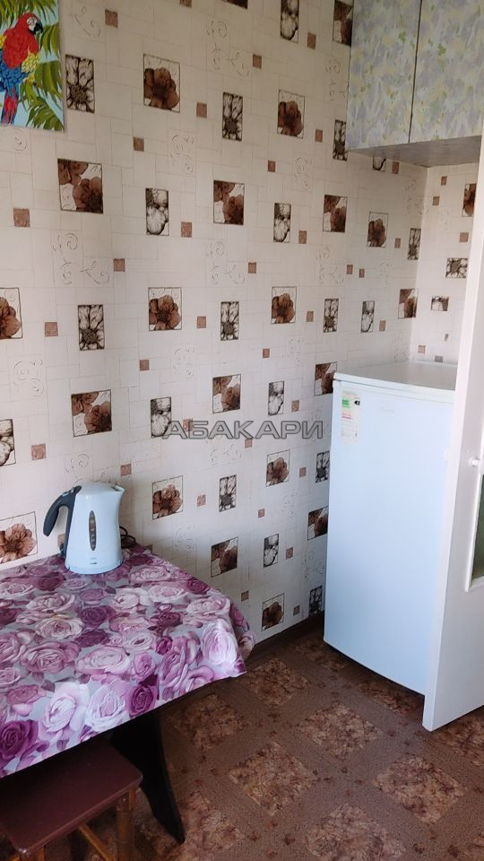 1-комнатная Октябрьская улица, 5  за 28000 руб/мес фото 2