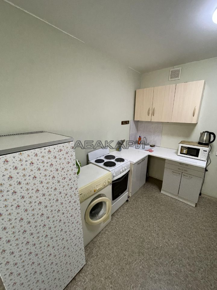 студия улица Карамзина, 8  за 22000 руб/мес фото 1