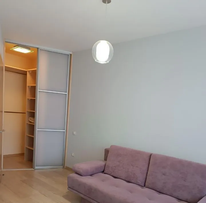 3-комнатная улица Авиаторов, 25  за 60000 руб/мес фото 9