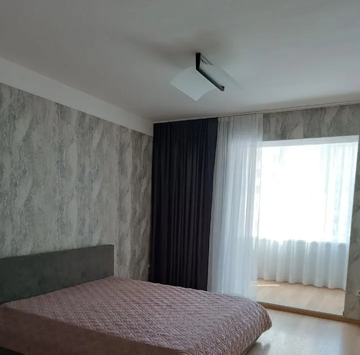 3-комнатная улица Авиаторов, 25  за 60000 руб/мес фото 6