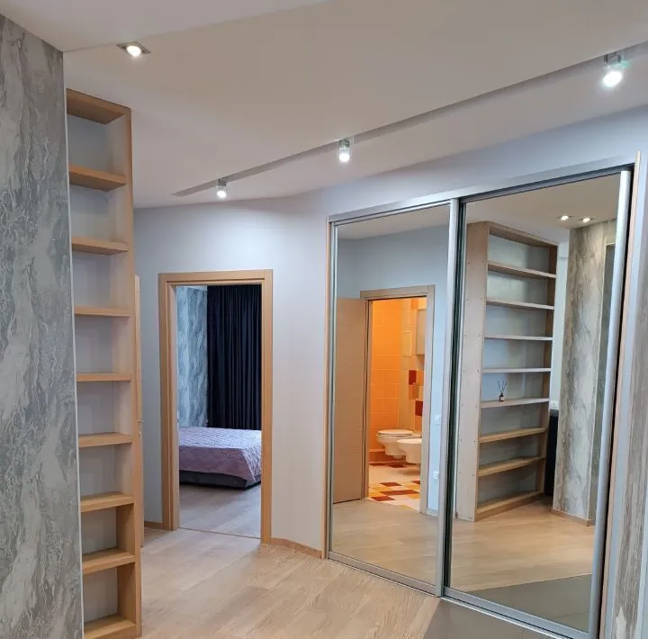 3-комнатная улица Авиаторов, 25  за 60000 руб/мес фото 4
