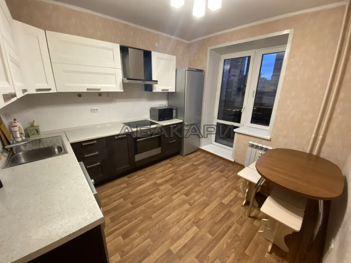 1-комнатная Капитанская улица, 14  за 36000 руб/мес фото 5