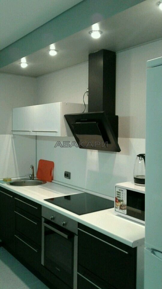 2-комнатная улица Авиаторов, 44  за 42000 руб/мес фото 1