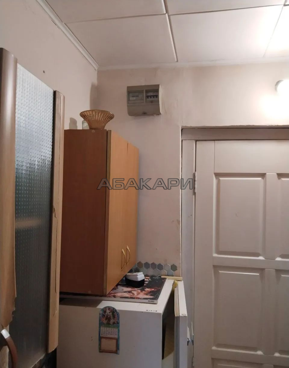 студия Коммунальная улица, 6  за 13000 руб/мес фото 2