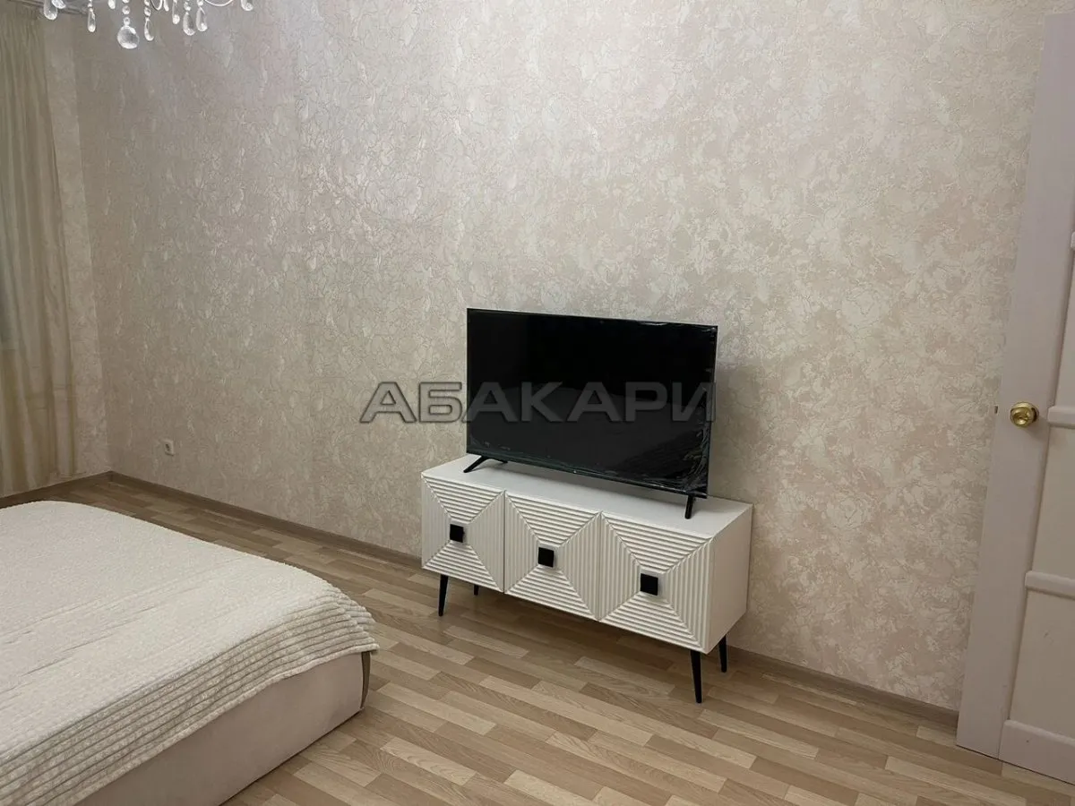 1-комнатная Октябрьская улица, 8А  за 37000 руб/мес фото 4