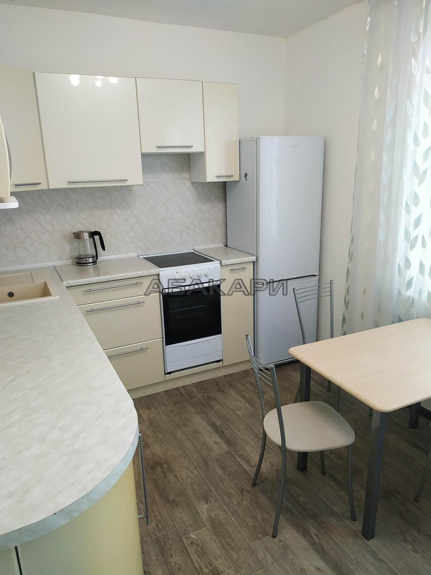 1-комнатная улица Борисова, 38  за 35000 руб/мес фото 1