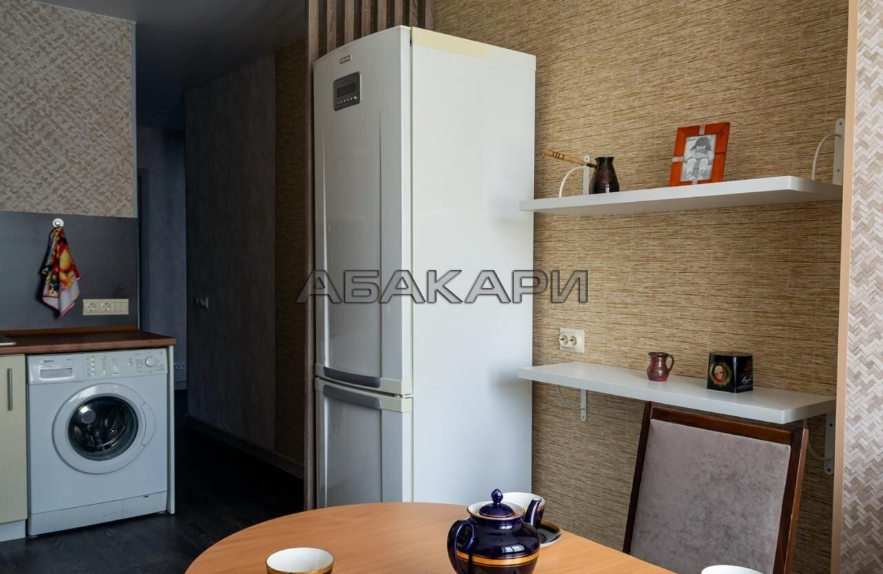 3-комнатная улица Ленина, 128  за 70000 руб/мес фото 4